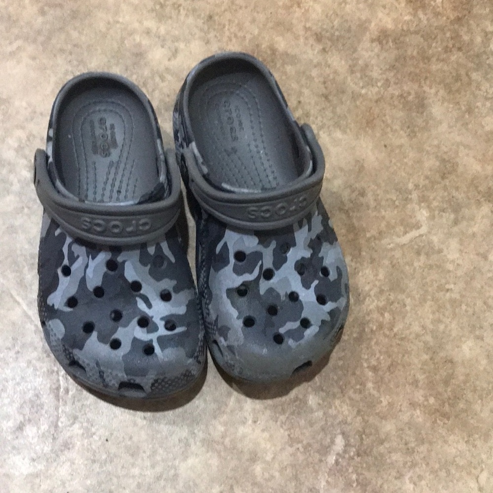 Boy’s sandals